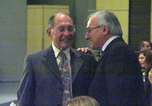 José Silvério e Luís Carlos Quartarollo conversam antes da entrega dos troféus.