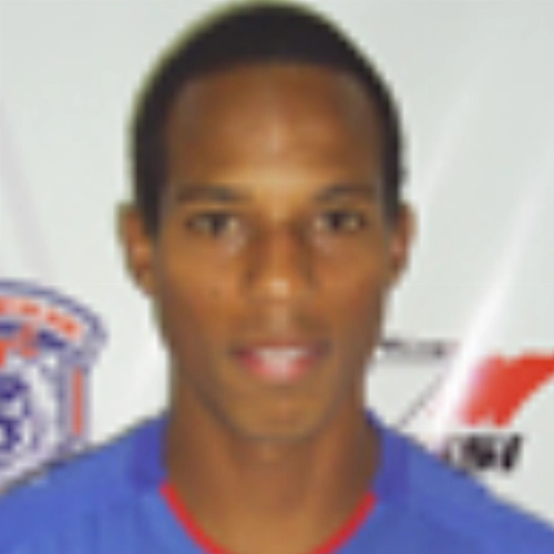 Dill  - Ex-atacante do Oeste-SP e Corinthians-PR