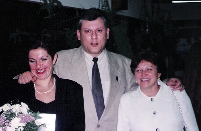 Lenice Neves, Milton Neves e a saudosa Tianinha em foto de 1993. Nesse ano, José Silvério e Milton Neves foram homenageados pelo Rotary Club de São Paulo. 