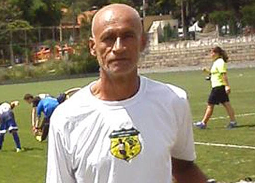 Elias Dourado - Ex-atacante do Bragantino, Lusa e Madureira