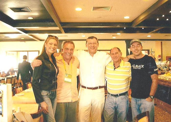 Em 2005, um almoço gostoso na churrascaria do Colorado, no Beira-Rio. Renata Fan, o grande Ruy Carlos Ostermann, Milton Neves, José Silvério e Leandro Quesada