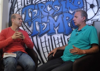 Ele também é comentarista e professor universitário. Fotos: Divulgação