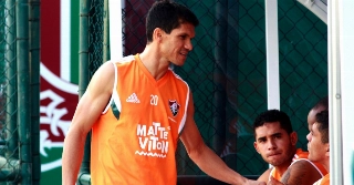 "Existem esses jogadores raros, como o Zé Roberto e Ricardo Oliveira. Que bom que somos lembrados e agradeço a Deus por estar jogando"