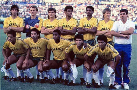 Em pé: André Cruz, Taffarel, Luis Carlos Winck, Batista (ex-Atlético Mineiro) , Aloísio e Ademir; Agachados: Milton, Edmar, Careca, Geovani e Romário.