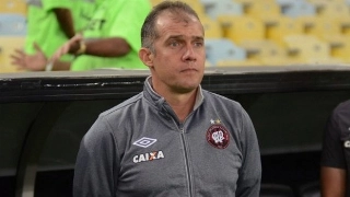 Ir para o Atlético-PR foi meu grande erro, diz Eduardo Baptista