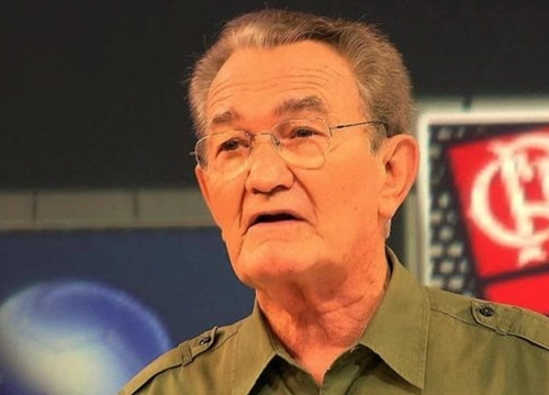 Léo Batista   - Apresentador de TV e locutor esportivo