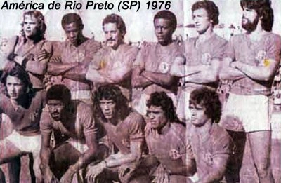 Em pé: Luiz Antônio, Vanderlei, Paulinho, Nélson Prandi e Miro. Agachados: Luiz Poiani, Iaúca, Wilson Luiz, Serginho e Darcy
