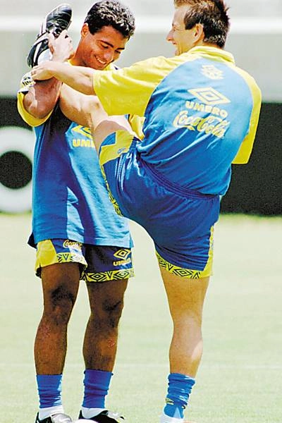 Romário e Dunga durante treino da seleção brasileira, em Los Angeles (EUA) em 1994. Foto UOL