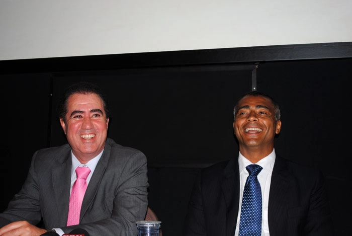 Jonas Donizette e Romário, deputados federais, em Brasília. Foto enviada por Carlos Batista