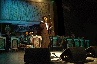 Ainda existem ingressos para  o 3º Baile do Arquivo Musical, com som da Radio Big Band e shows especiais, no Clube Piratininga