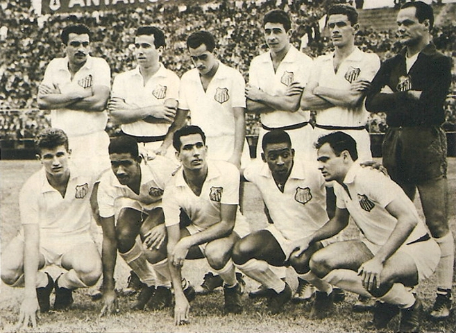 Em pé: Formiga, Dalmo, Zito, Mauro, Dalmo, Getúlio e Laércio. Agachados: Sormani, Mengálvio, Ney Blanco, Pelé e Pepe