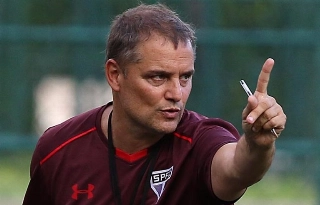 O São Paulo é um dos times que menos finaliza a gol