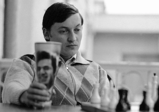 Anatoly Karpov – Escola De Xadrez