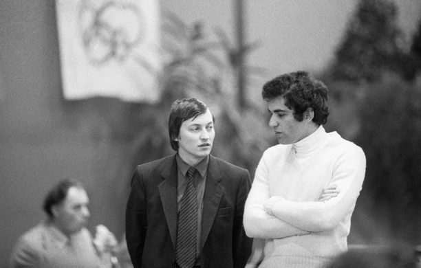 Anatoly Karpov, Campeão Mundial de Xadrez, está em coma induzido