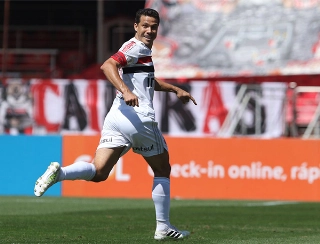 Hernanes, autor do primeiro gol do São Paulo no Majestoso. Foto: Rubens Chiri/SPFC