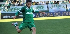 Lateral Apodi &eacute; agredido antes de treino da Chapecoense na Arena Cond&aacute;