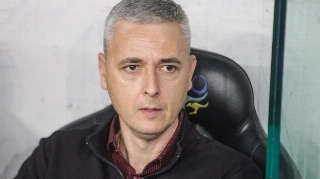 Galo quer 'roubar' técnico do Athletico-PR