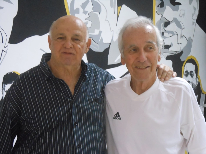 Pepe e Dalmo deram entrevista à TV oficial do Santos FC em 2013. Foto enviada por Ana Paula Gaspar 