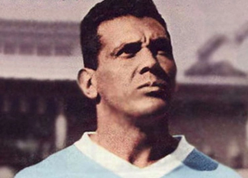 Obdulio Varela  - Capit&atilde;o uruguaio na Copa de 1950