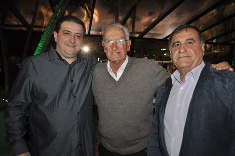 Dudu (centro) e Bentivegna na festa em homenagem aos ex-jogadores do Palmeiras, em 23 de setembro de 2016, no Palestra Itália. Foto: Marcos Júnior Micheletti/Portal TT 
