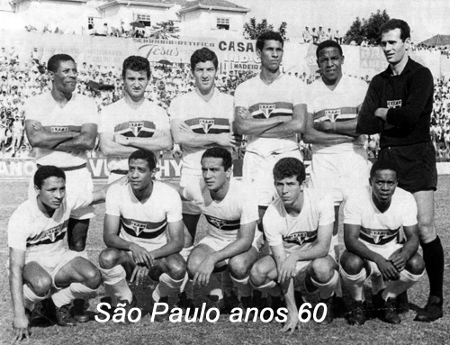 Em pé: Renato, Edilson, Roberto Dias, Lourival, Jurandir e Picasso. Agachados: Walter Zum-Zum, Adilson, Djair, Nenê e Paraná