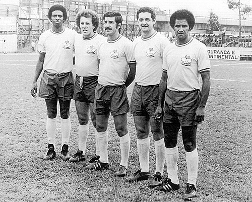 Da esquerda para a direita, em 1977, no famoso Milionários: Djalma Dias, Brecha, Roberto Dias, Orlando Peçanha e Oreco.