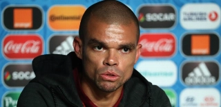 Pepe lembra da passagem de Mourinho pelo Real: "as pessoas nos odiavam"