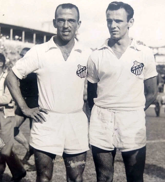 Antes de um Corinthians x Santos em 1959, Jair Rosa Pinto e Pepe. Foto: arquivo do Portal Terceiro Tempo