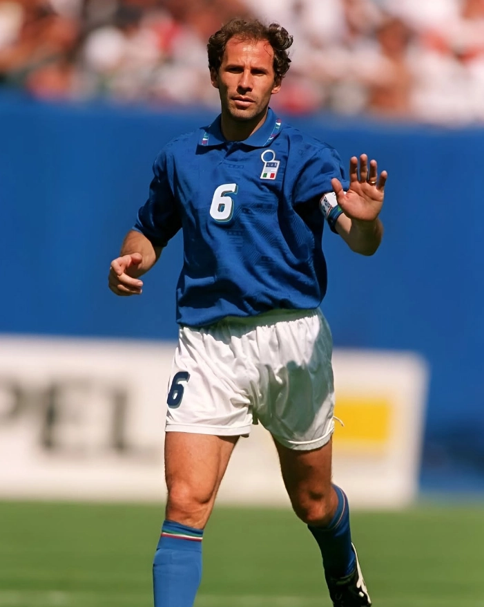 Pela Itália, durante a Copa de 1994, nos Estados Unidos. Foto: arquivo pessoal de Baresi
