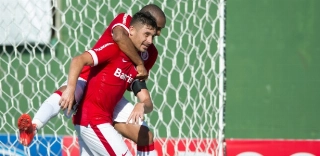 Colorado empatou com o Brasil de Pelotas no jogo de ida por 1 a 1