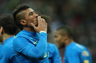 Volante do Barcelona brilhou na vitória sobre a Rússia. Foto: Lucas Figueiredo/CBF