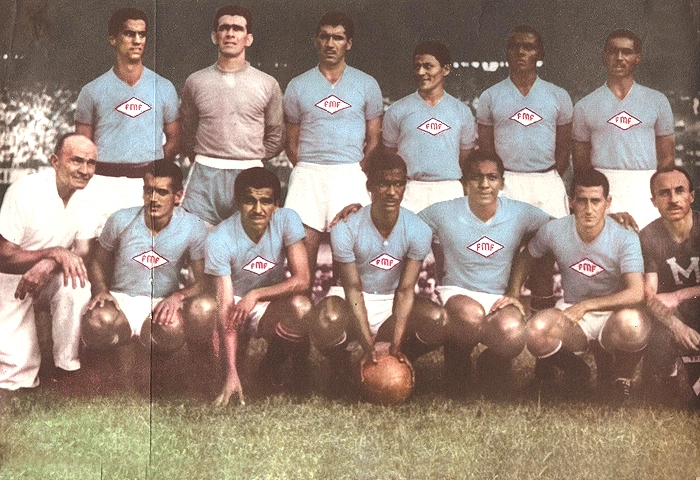 A camisa, com a inscrição FMF significava 