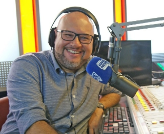 No Dia do Rádio, uma homenagem ao principal companheiro dos brasileiros desde o século passado