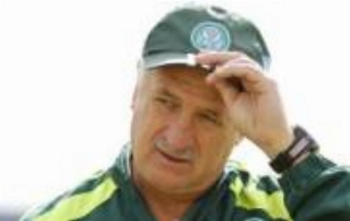 Os grandes em pílulas, por @fabiolucasneves: Palmeiras é favorito em Barueri. São Paulo, zebra no Recife