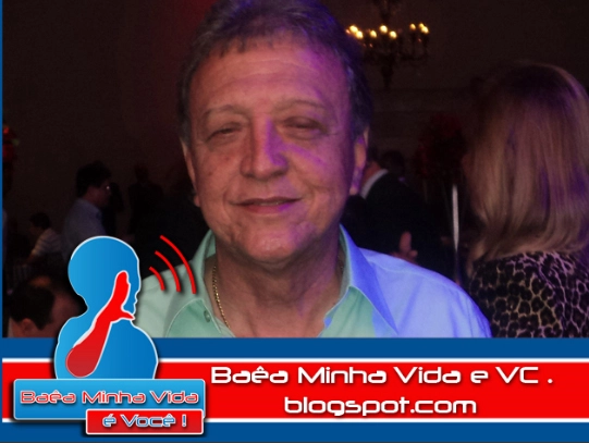 Em 30 de agosto de 2011, quando o Bahia fez uma festa para comemorar seu 80&ordm; anivers&aacute;rio, que aconteceu em 1&ordm; de janeiro de 2011. Foto: baheaminhavidaevc.blogspot.com