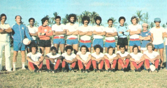 Sequ&ecirc;ncia (em p&eacute;): Dr. Laureliano,Orlando Fantoni (t&eacute;cnico), Baiaco, Joel Mendes, Z&eacute; Augusto,Geraldo, Tarantini, Romero, Edinho Jacar&eacute;, Luis Antonio, M&aacute;rio Braga, Alem&atilde;o (massagista). Sentados: Fito Neves, Osmar, J&eacute;sum, Beijoca, Jorge Campos, Douglas, Sapat&atilde;o, Marquinhos Cota, Roberto Rebou&ccedil;as