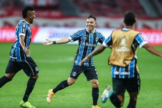 Tricolor tem sequência de invencibilidade contra o rival. Foto: Lucas Uebel/Grêmio FBPA