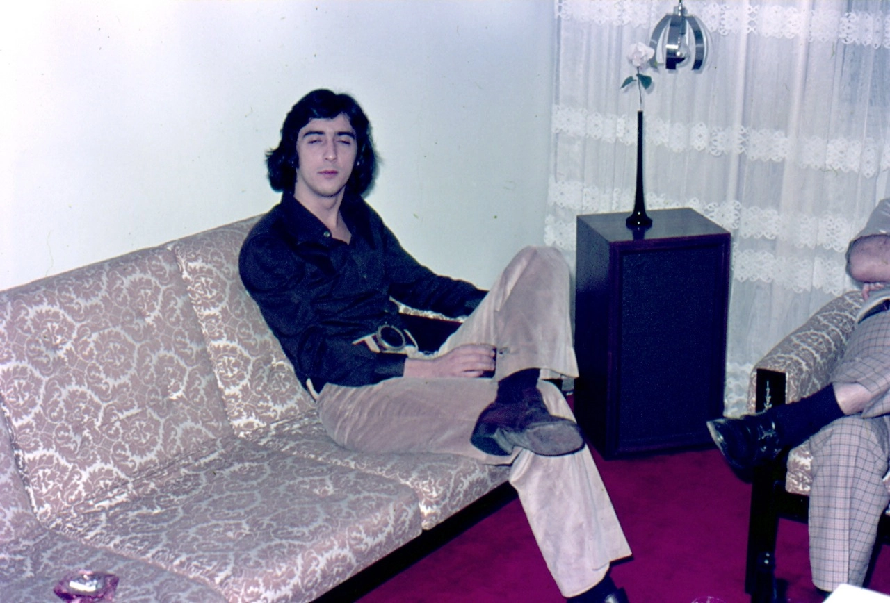 Em 1974, ano em que iniciou sua carreira na TV Gazeta de São Paulo. Foto: arquivo pessoal de Reinaldo Simi Júnior