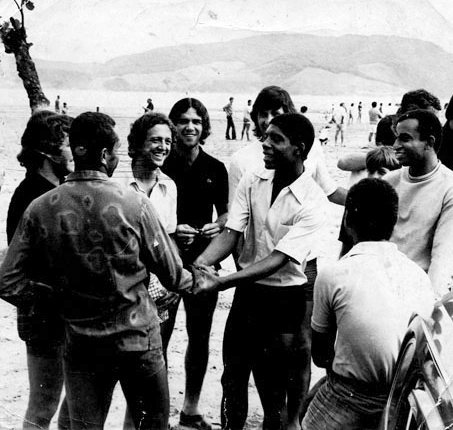 Da esquerda para a direita, o terceiro &eacute; Douglas, seguido por Cl&aacute;udio Marques e Hermes, que tem Everaldo &agrave; sua frente
