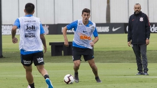 Corinthians: Avelar comemora presença na final, e Urso perde outro treino