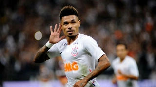 Corinthians confirma ausência de volante em grande final do Paulista