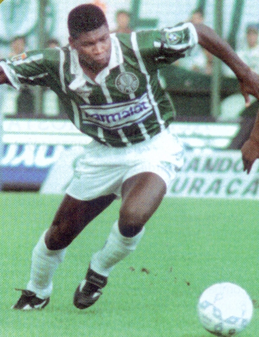 Quem jogou mais no Palmeiras? Cléber ou Roque Júnior?, palmeiras