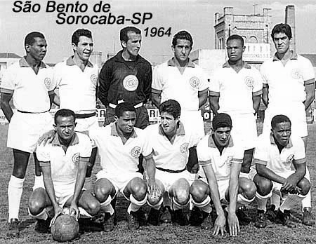 Em pé: Julião, Gibe, Walter, Salvador, Nei e João Carlos. Agachados: Raimundinho, Copeu, Ubirajaras Chagas, Gonçalves e Paraná.