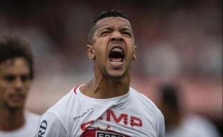 Fluminense confirma apresentação de Antônio Carlos para esta terça-feira