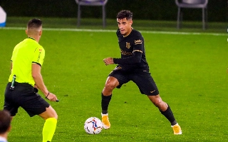 Meia brasileiro tem sido elogiado em seu retorno ao clube catalão. Foto: Facebook/Reprodução