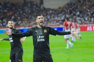 González, do Marselha, detonou Neymar pela acusação de racismo. Foto: Facebook/Reprodução