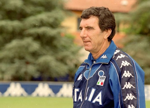 Dino Zoff  - Ex-goleiro da It&aacute;lia