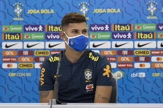 Volante do Lyon disse que pode atuar como “5” ou como “8”. Foto: Lucas Figueiredo/CBF