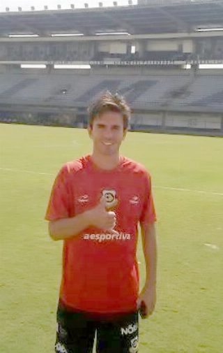 Felipe Zanelatto entrou no segundo tempo e deu gás ao time