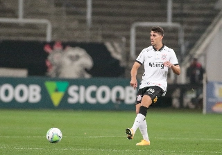 Avelar ficará fora dos gramados por oito meses. Foto: Rodrico Coca/ Ag Corinthians